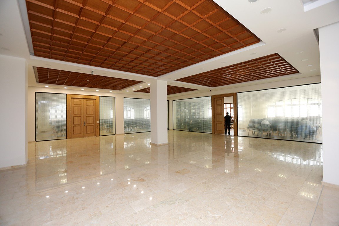 Hiç kapanmayan kütüphane hizmete başladı