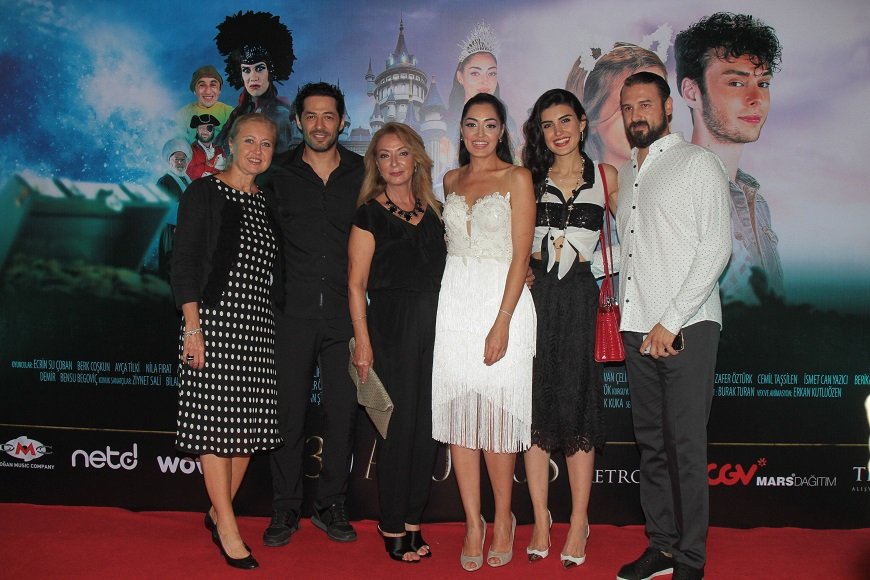 Masal Şatosu: Sihirli Davet