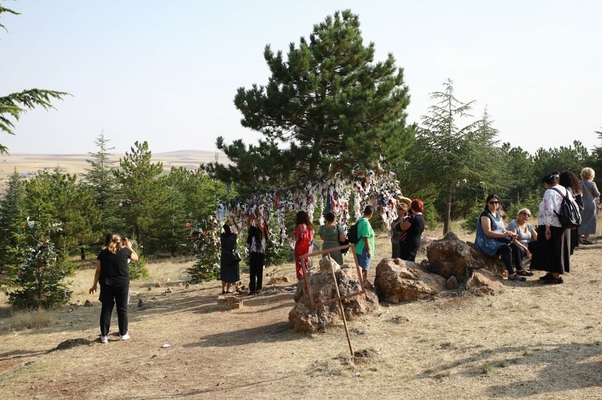 Sarıyerliler Hacı Bektaş'ta