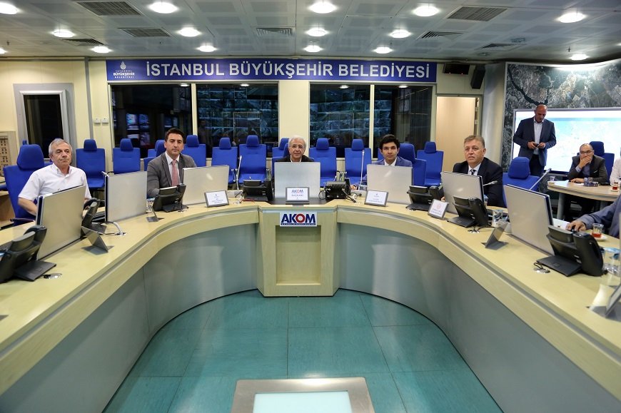 İstanbul'da okullar açıldı