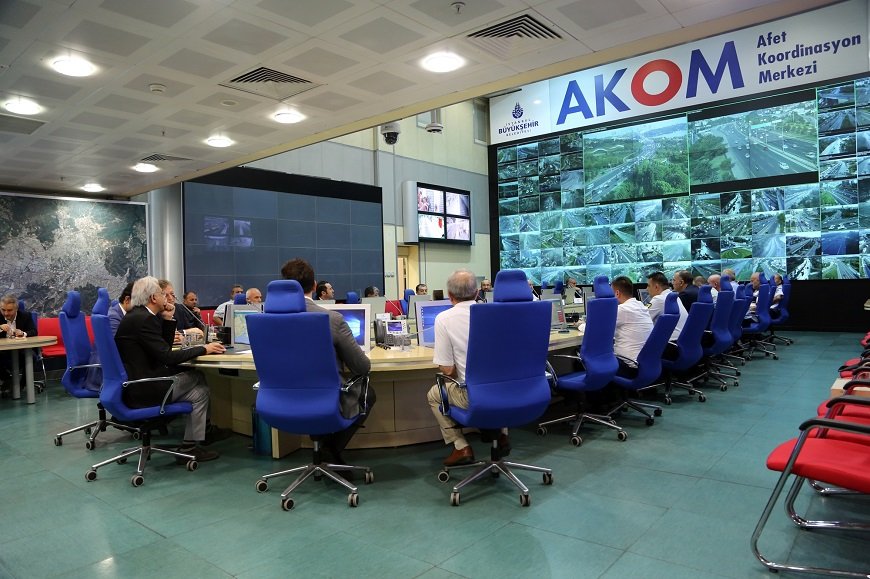 İstanbul'da okullar açıldı