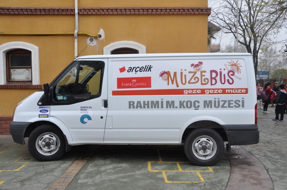 Müzebüs
