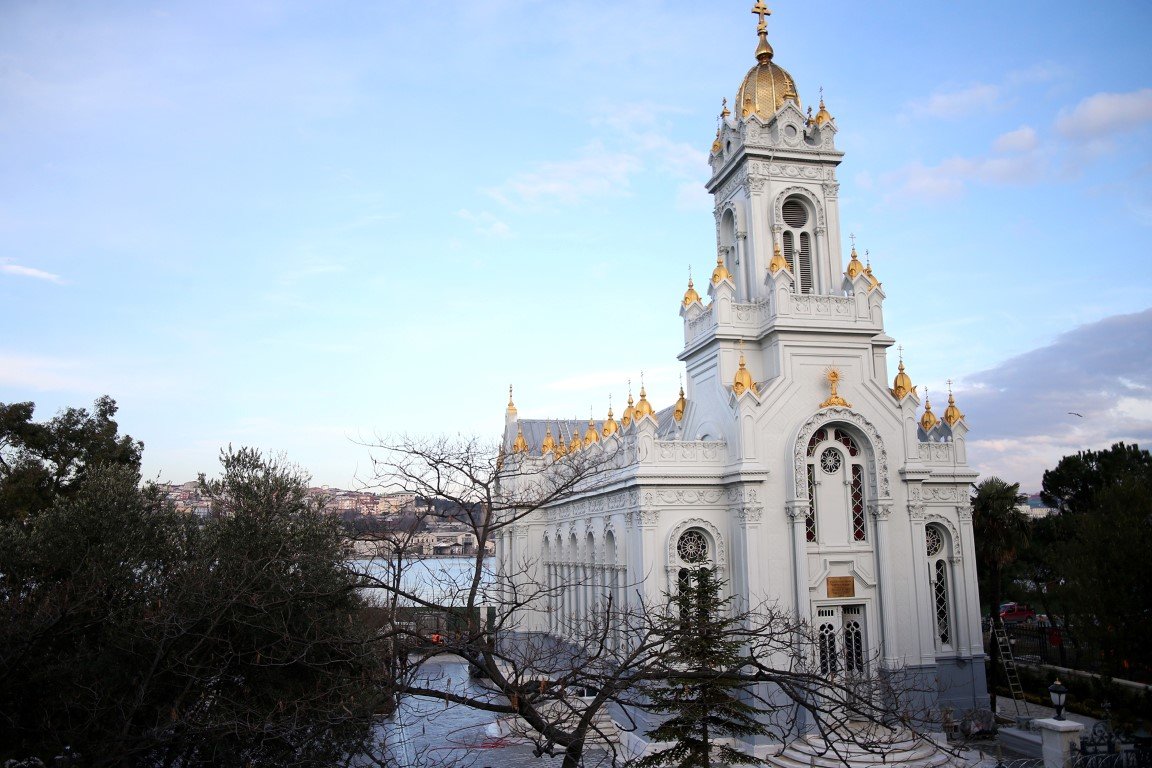 Restorasyonu tamamlanan Bulgar Kilisesi ibadete açıldı