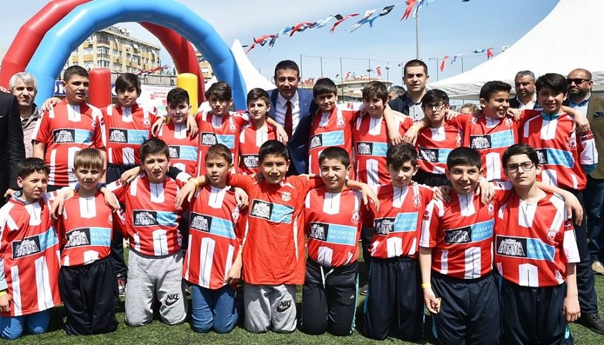 Beşiktaş’ta 23 Nisan Coşkusu