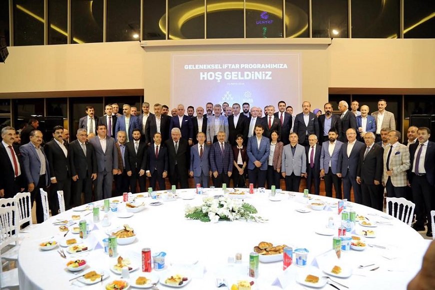 Sivaslılar İftarda Bir Araya Geldi