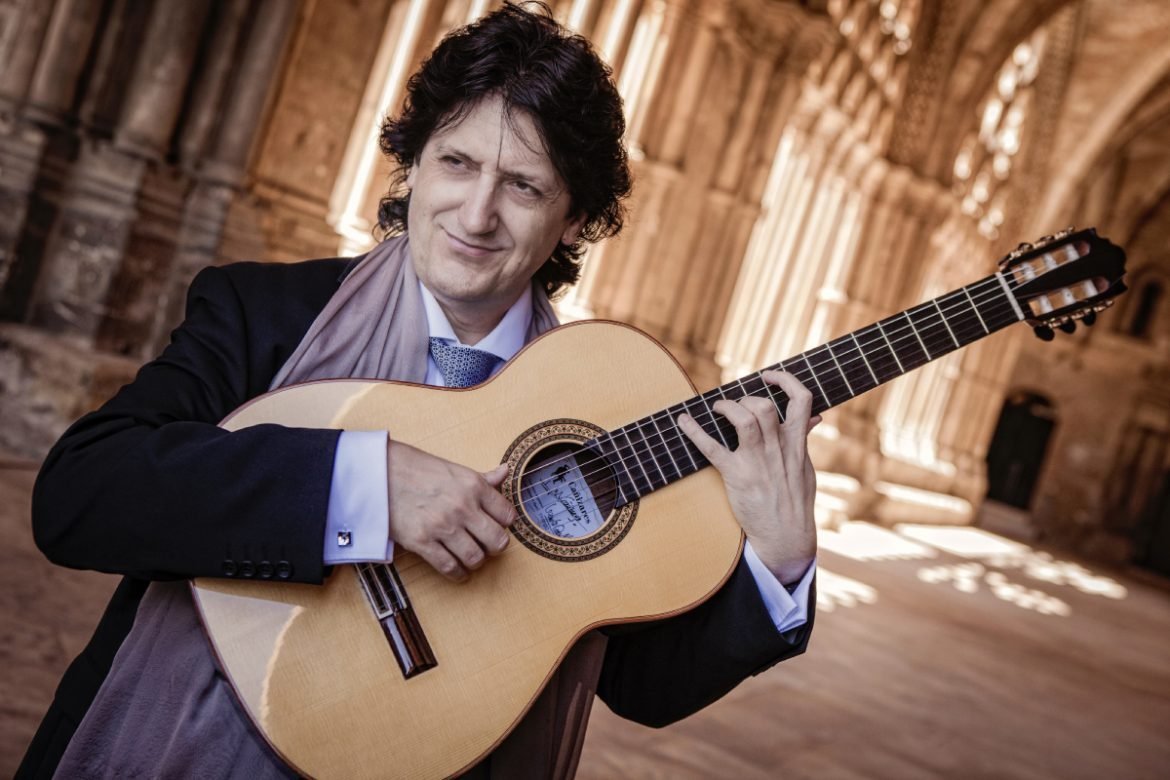 gitar virtüözü Canizares İstanbul'a geliyor