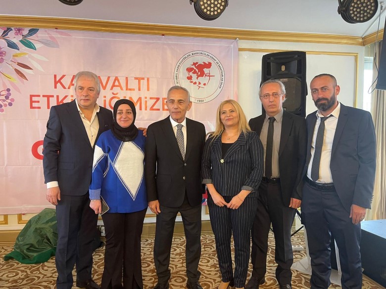 İstanbul Kadın Kuaförleri-Manikürcüleri Esnaf ve Sanatkarlar Odası