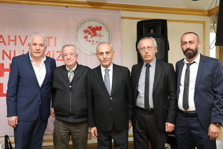 İstanbul Kadın Kuaförleri-Manikürcüleri Esnaf ve Sanatkarlar Odası