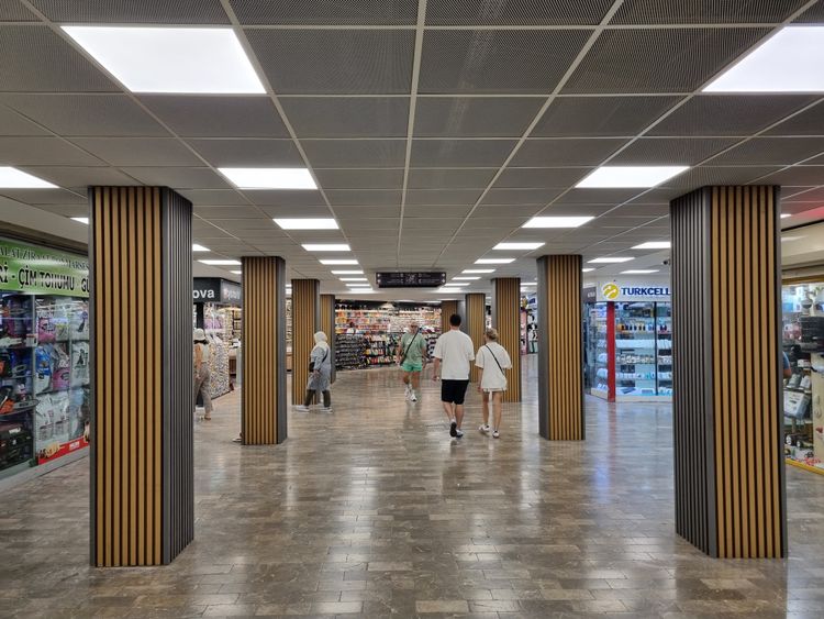 karaköy yeraltı geçidi