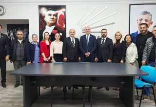 İYİ Parti Başakşehir’den CHP Başakşehir’e ziyaret