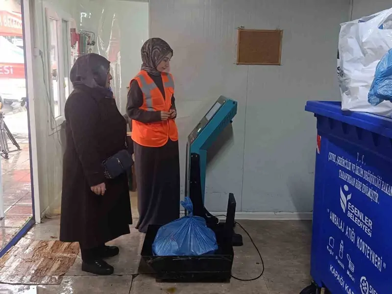 Esenler Belediyesi geri dönüşümden milyonluk tasarruf sağladı