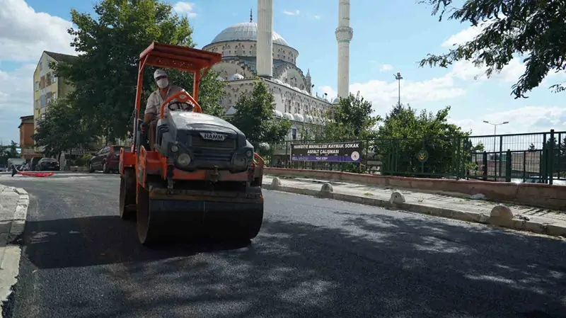 Kağıthane’de altyapı ve üstyapı çalışmaları hız kesmeden devam ediyor