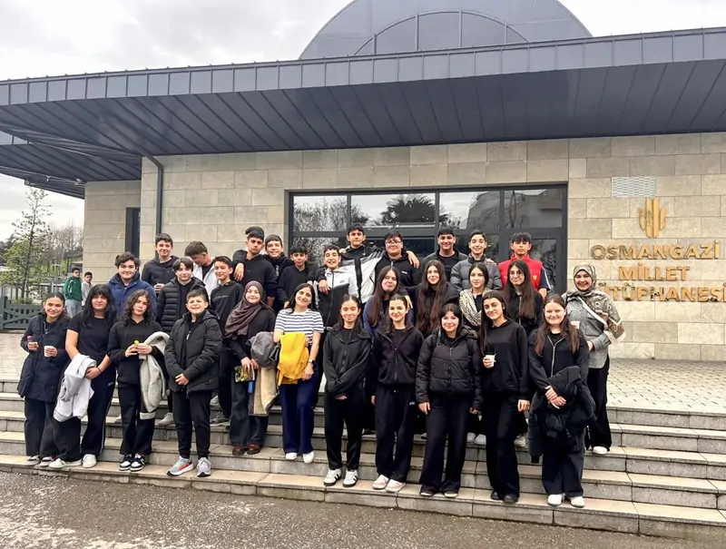 Öğrenciler Kütüphane Haftası’nda Ümraniye Belediyesi organizasyonunda buluştu